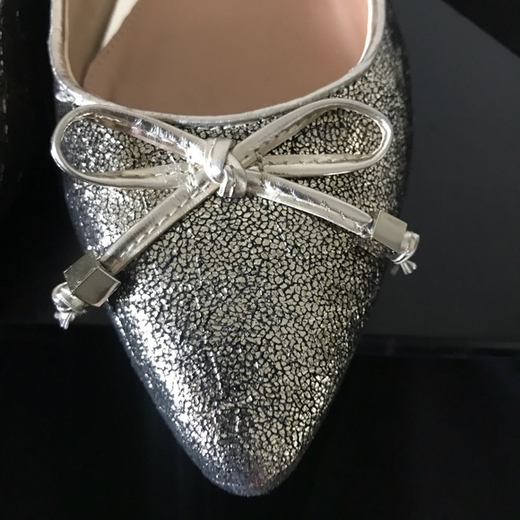 Antonio Melani Sand Gold Pointed Toe Flats - Picture 3 of 4